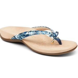 Vionic Bella Size 6.5M